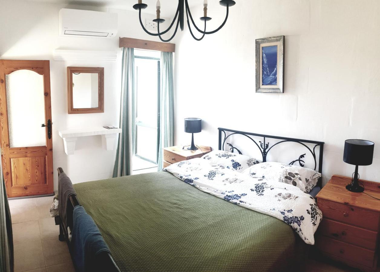 B&B Seaview Terrace กฮาจ์นซีเลม ห้อง รูปภาพ